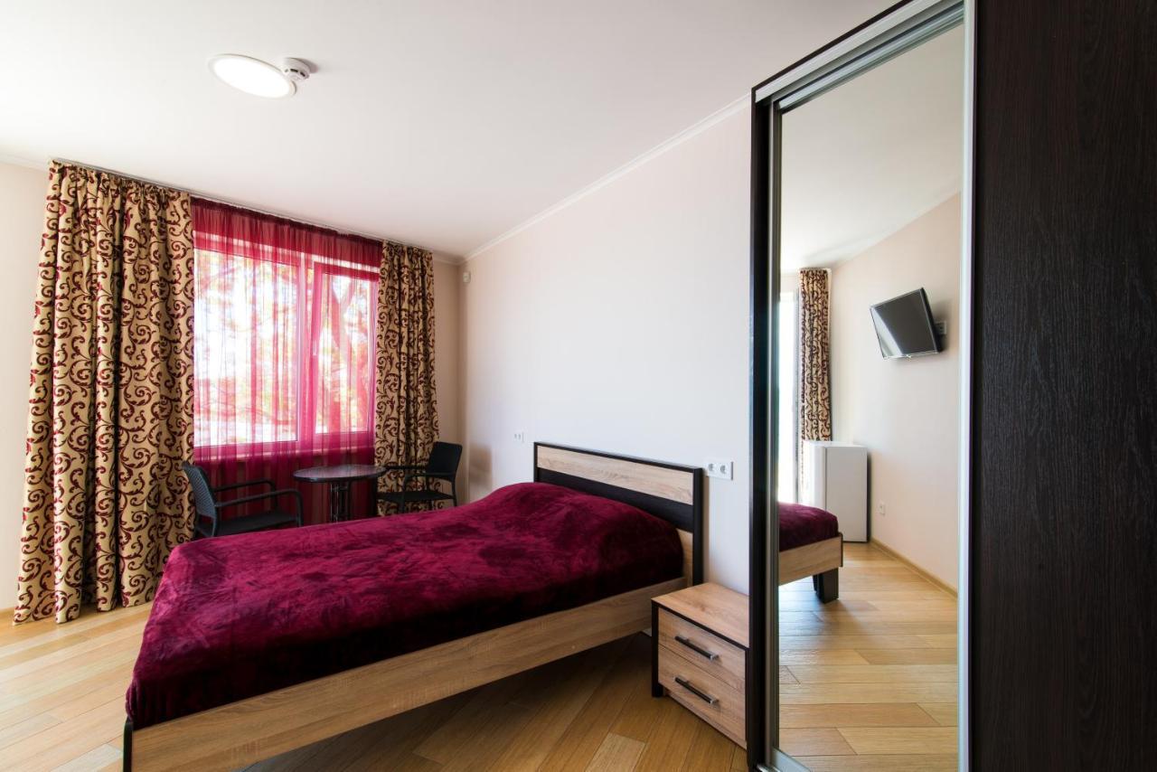 Hotel Tsvetok 敖德萨 外观 照片