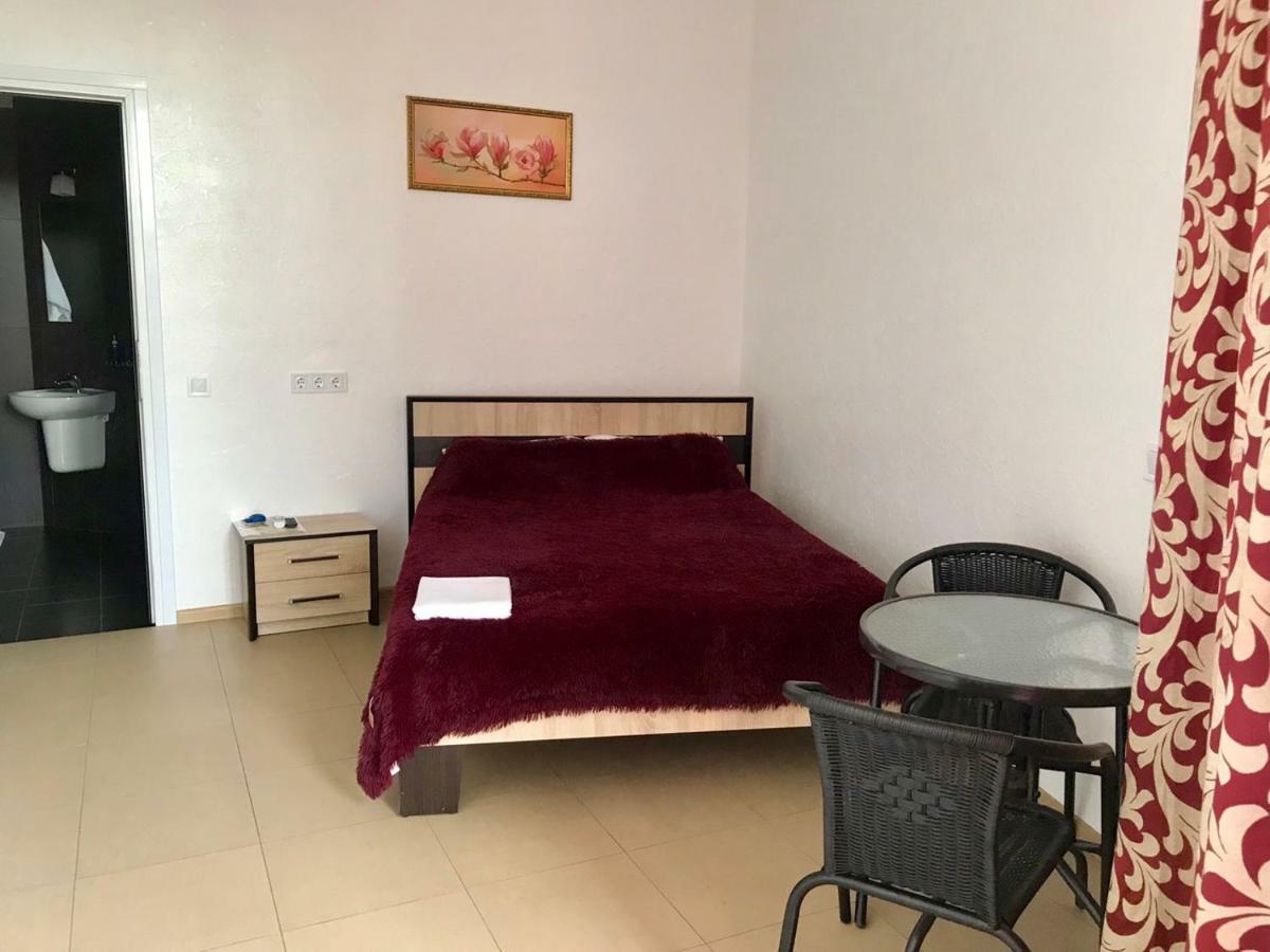 Hotel Tsvetok 敖德萨 外观 照片